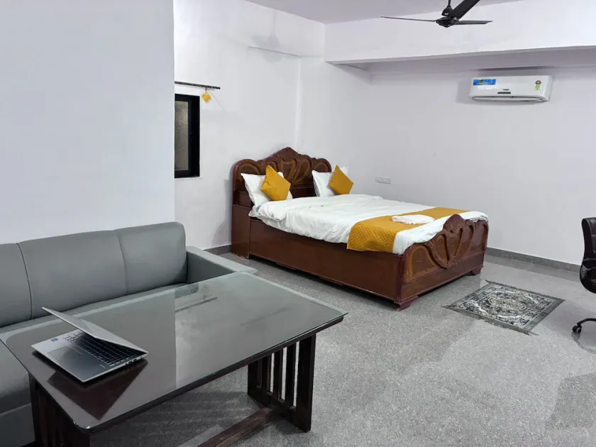 Aatithi Stay  - Image 1