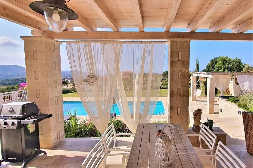 Villa Dionysos, villa de luxe avec des vues fantastiques sur un grand terrain - Image 1