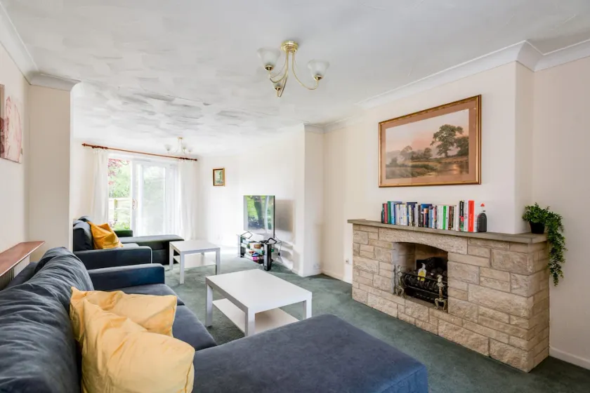 Kidlington 3 BR House Parking Large Garden - Image 1