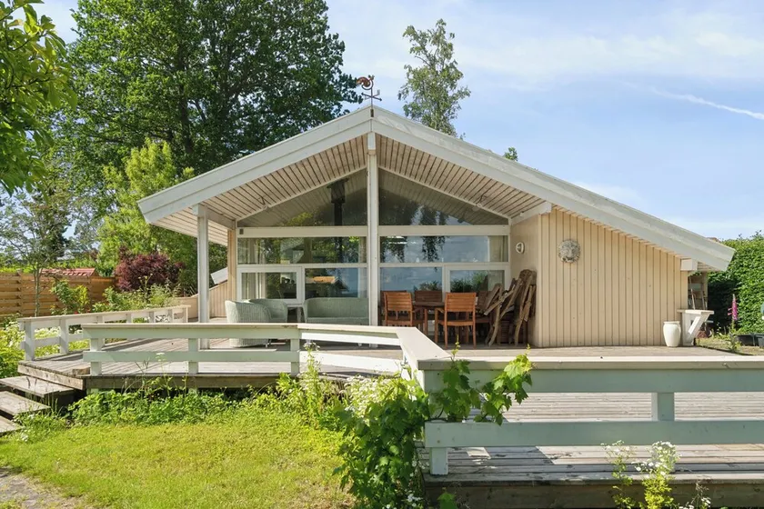 Cozy Summer House With Full Sea View - Image 1