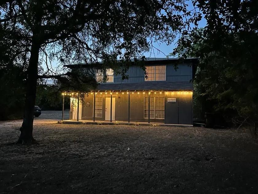 The Lakewood - Second Floor on a duplex - Image 1