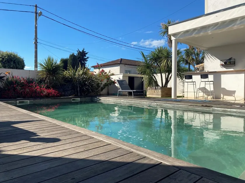 Villa contemporaine récente entre Montpellier et les plages - Image 1