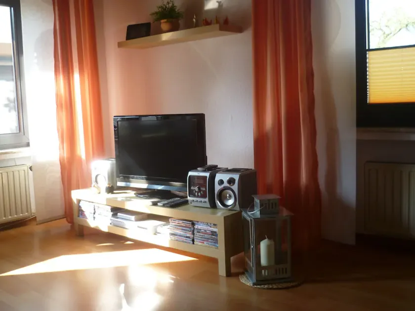 Casa de bem-estar na bela paisagem de Eifel para até cinco pessoas. - Image 1