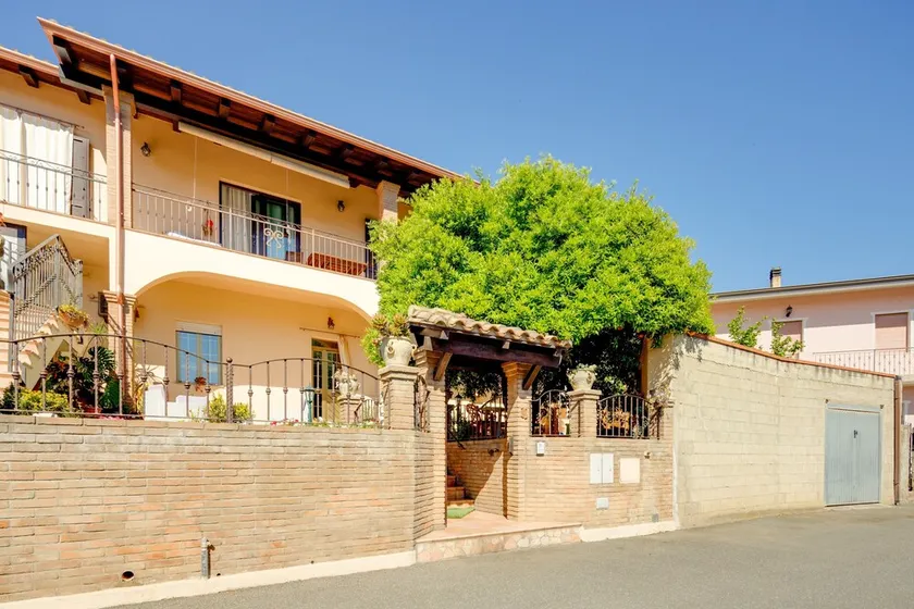 Casa Rosa - Image 1