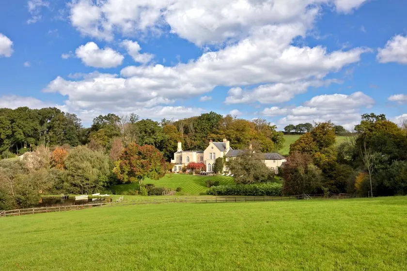 Colleton Hall and East Wing - Image 1