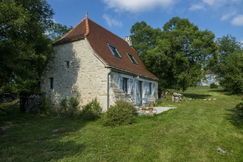 Cottage, gestaltetes Design-2 - Image 1