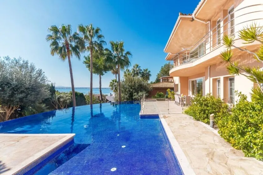 Villa 'Alcanada Paradise' avec vue sur la mer, Wi-Fi et climatisation. - Image 1