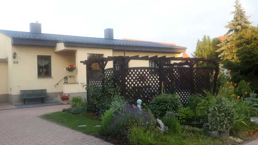 Ferienhaus an der Weinstraße_modern_gemütlich_zentral - Image 1