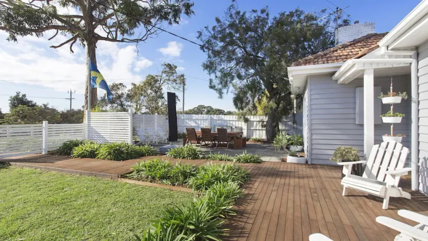 sorrento beach bungalow - Image 1