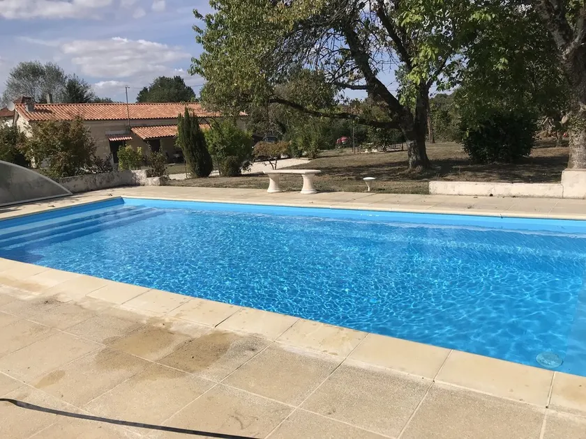LA CHARMETTE rural cottage with swimming pool: ideal for holidays or remote work - Image 1