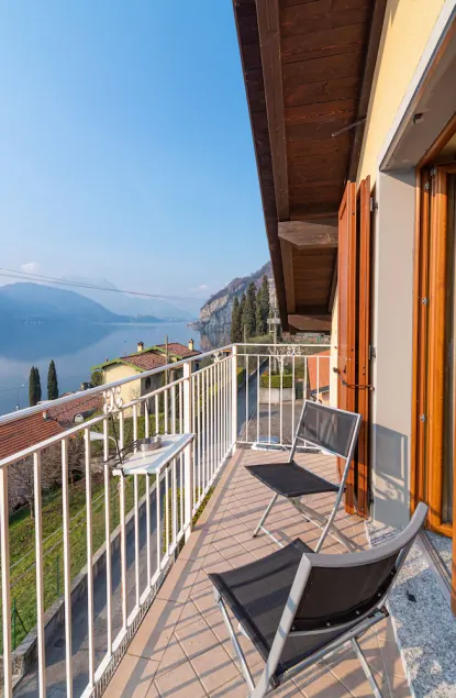 B&B Casa Della Musica Lake View - Image 1