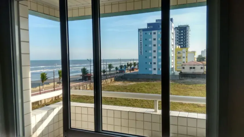 Building facing the sea. - Image 1