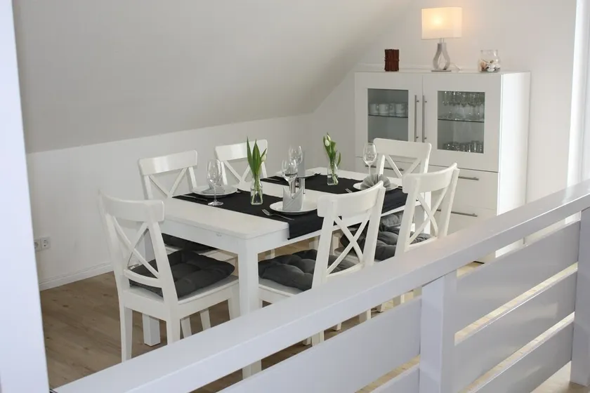 90 sqm bright, child-friendly apartment - Image 1