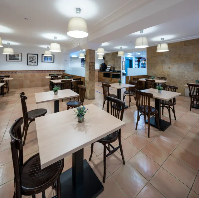 Hotel Ripoll - Image 1