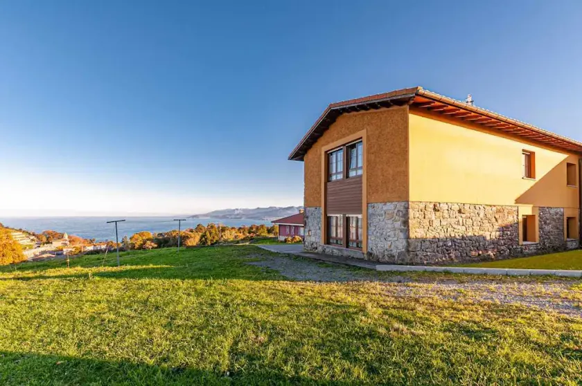 House facing the sea, for 6 people, garden, barbecue perfect for families - Image 1