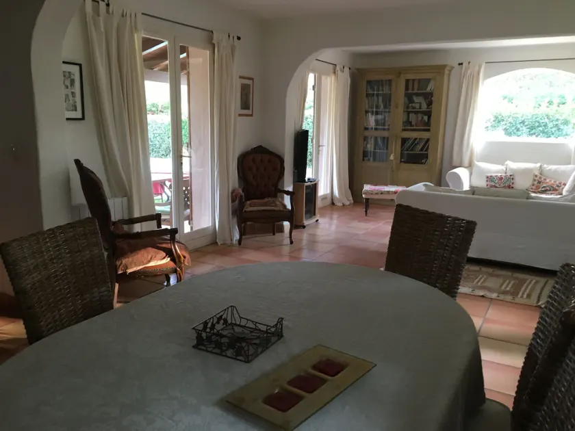 Villa med swimmingpool og anlagt have 5 minutter fra Porto-Vecchio - Image 1