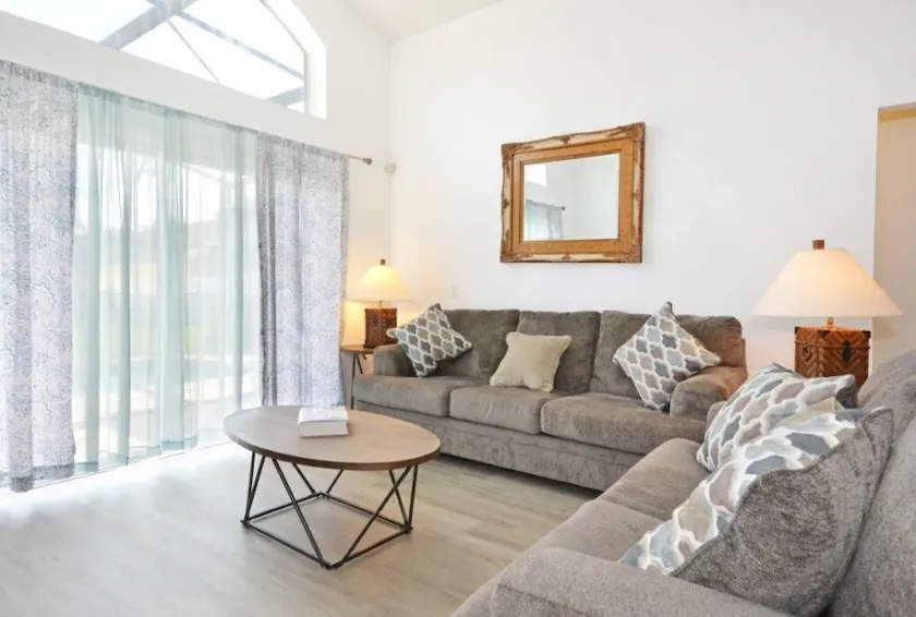 Oriental Charm home - Image 1