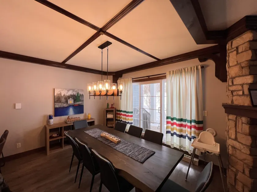 Supérieur HBC themed condo in Tremblant village - Image 1