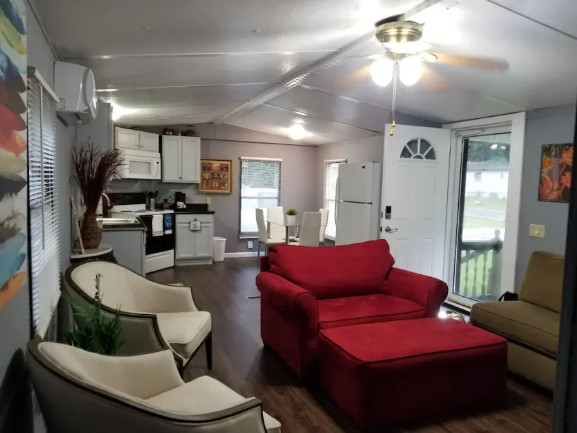 Enjoy the charm of Rush Kentucky on a quite and relax setting or go off-roading  - Image 1