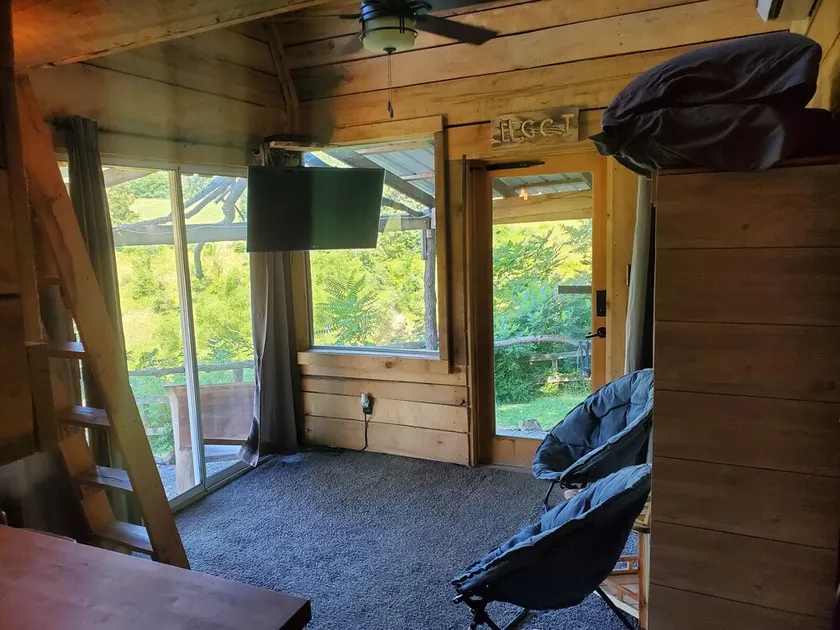 #4 the eagles nest cabin   - Image 1