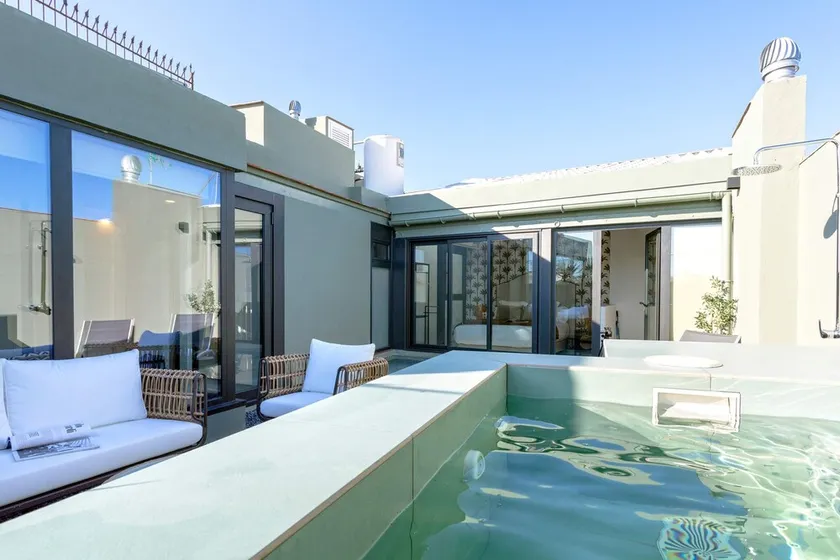 Cozy 3BD duplex with private pool in seville center. Gran Poder III - Image 1