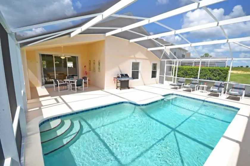 Murphy's Mansion 4 Bedroom Home by RedAwning - Image 1