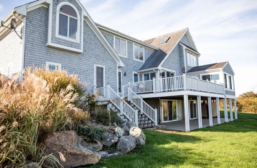 Goosewing Beach House by Sakonnet Farm & Stays - Image 1