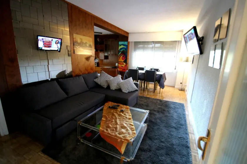 Apartamento, amplio y luminoso, el centro de Madrid, con garaje, cerca del metro - Image 1