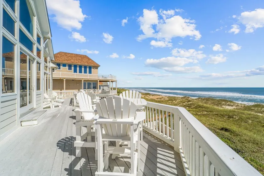Premier Oceanfront Dog Friendly w/ Pool, Elevator, Hot Tub, Theater & Game Rooms - Image 1