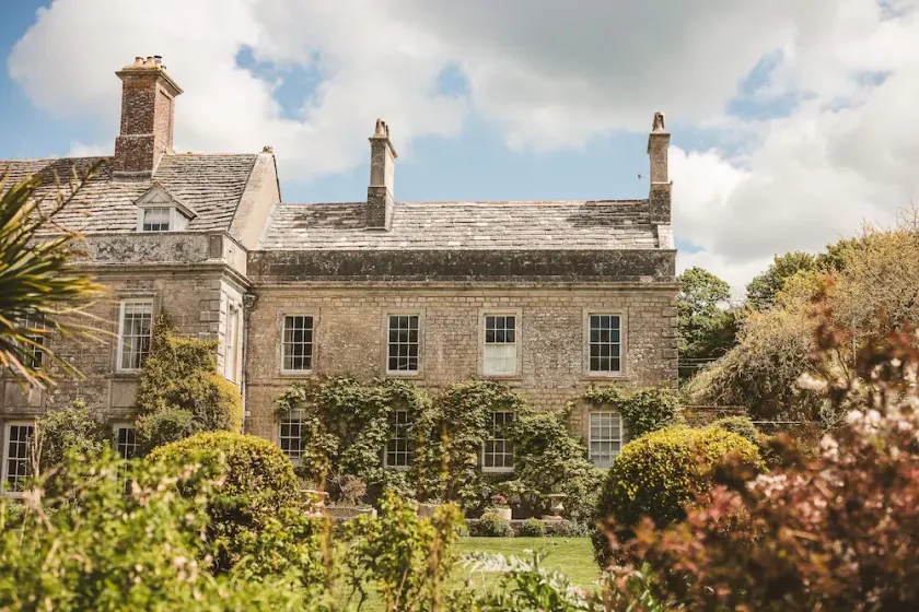 Independent Garden Wing of Dorset country house - Image 1