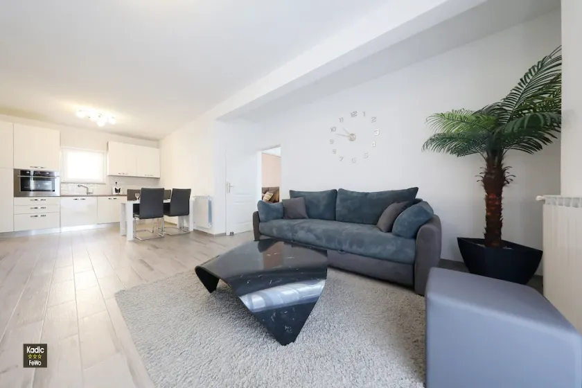 Carmen Apartment Deluxe - Image 1