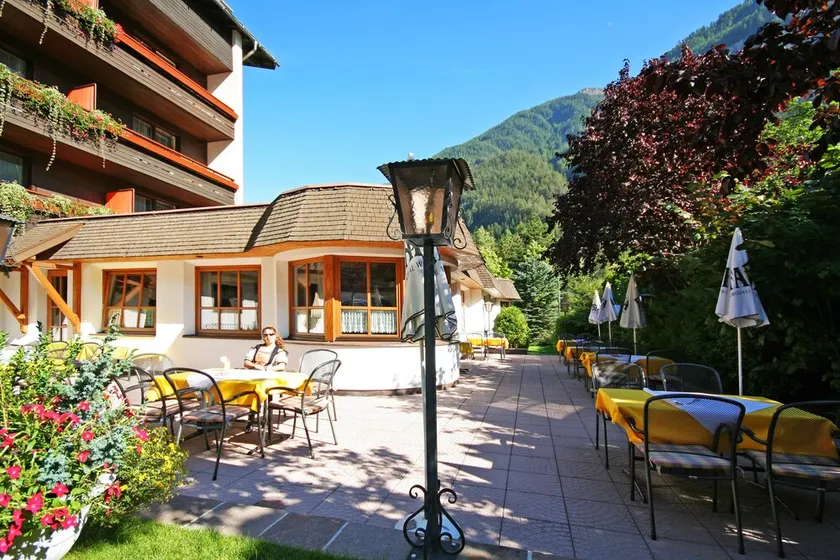 Hotel Kajetansbrücke - Image 1