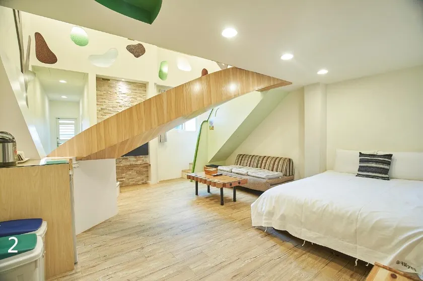 Happiness Yes Inn - Image 1