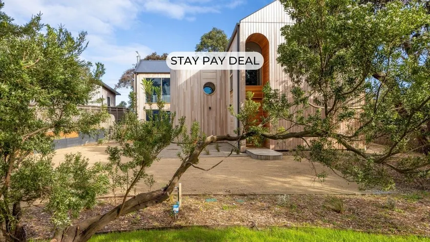 Axbridge - designer retreat in Flinder Village - Image 1