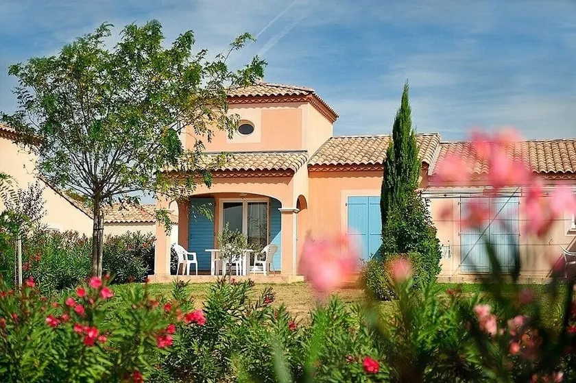 Vacation home on the Canal du Midi - Image 1