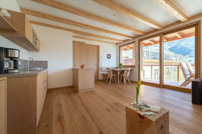 Moosbichlerhof apartment 70 m2 with 2 bedrooms, terrace, pool, Merano Card - Image 1