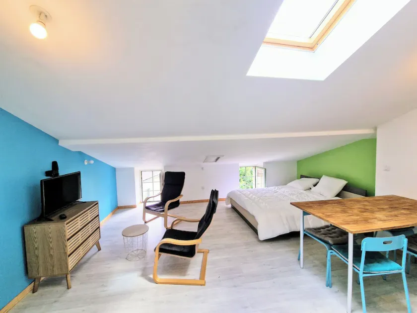 Studio Hyper-centre Dans un Immeuble Classé - Image 1