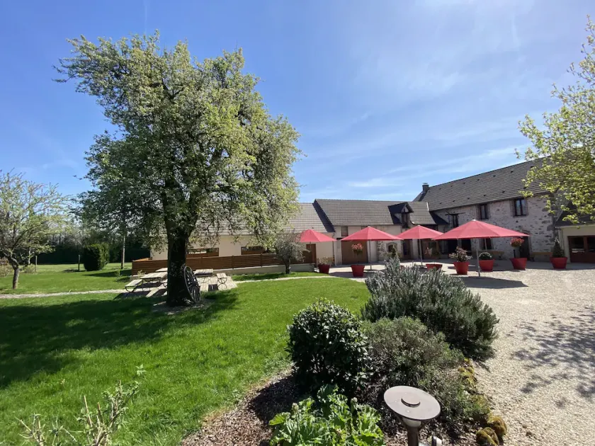 Aux hirondelles du Chêne, Maison Ecureuil - Image 1