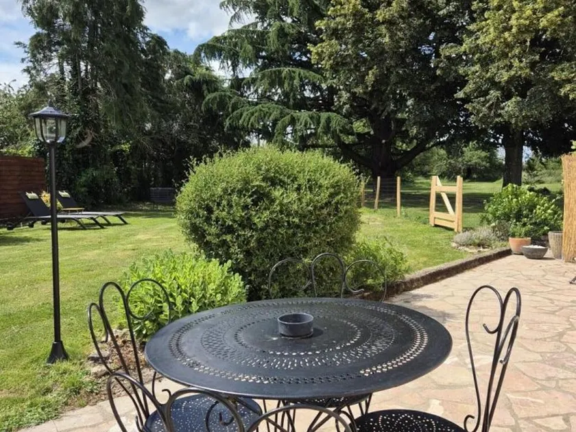 Gîte tout confort près des châteaux de la Loire avec jardin privé et borne de recharge électrique - Image 1