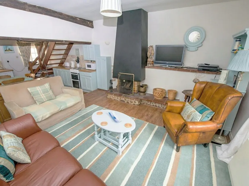 Buttercup Cottage - Ukc2847 - Image 1