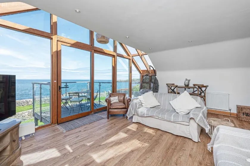 Gorwel Manaw -  a cottage that sleeps 6 guests  in 4 bedrooms - Image 1