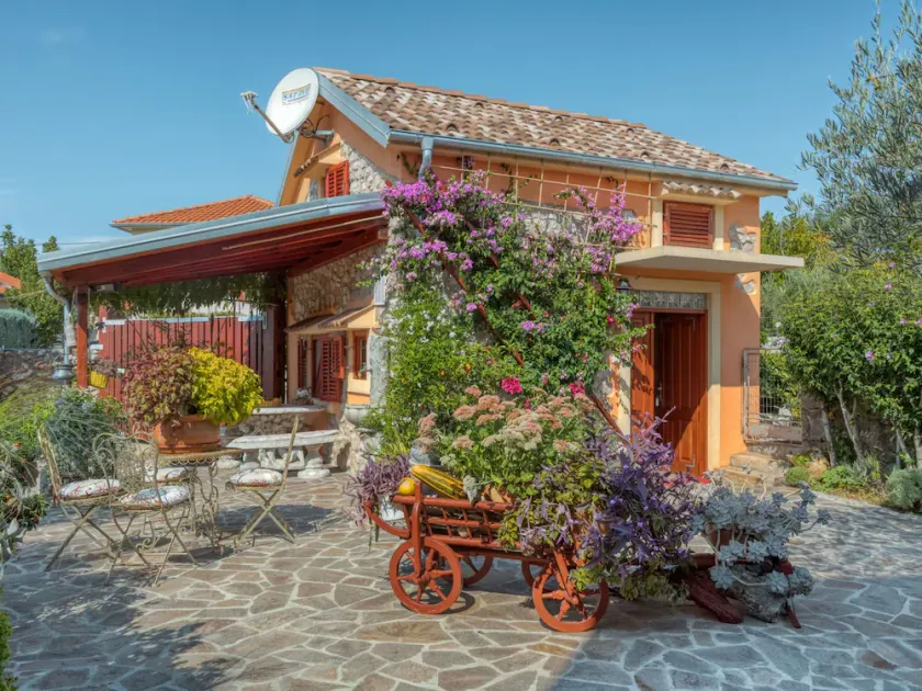 Holiday Home Maria by Interhome - Image 1