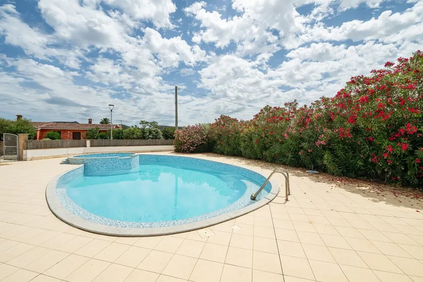 Ferienhaus 'Villetta 110 e lode' mit Pool - Image 1