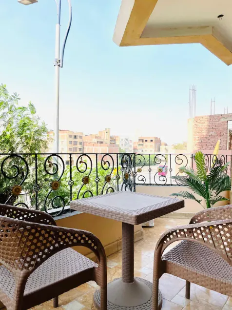 The King Narmar Hotel - Image 1
