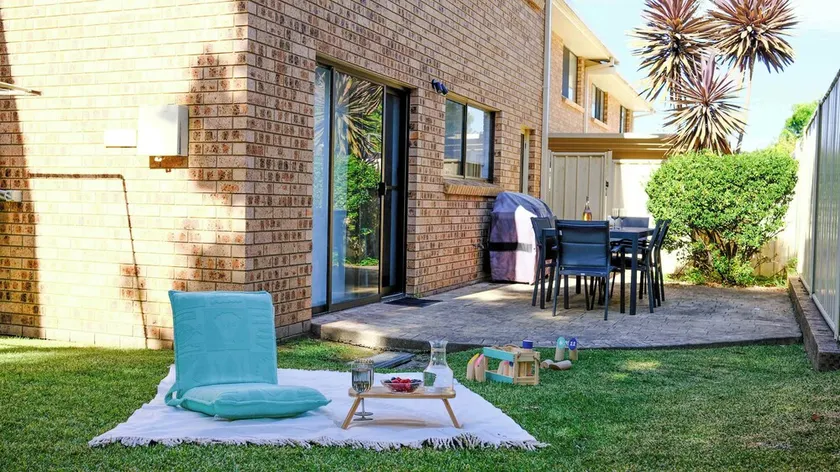 Sandy Shore Villa - Image 1