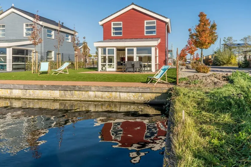 Design, clean-lined and atmospheric best describe this detached island home - completed in 2018! Fro - Image 1