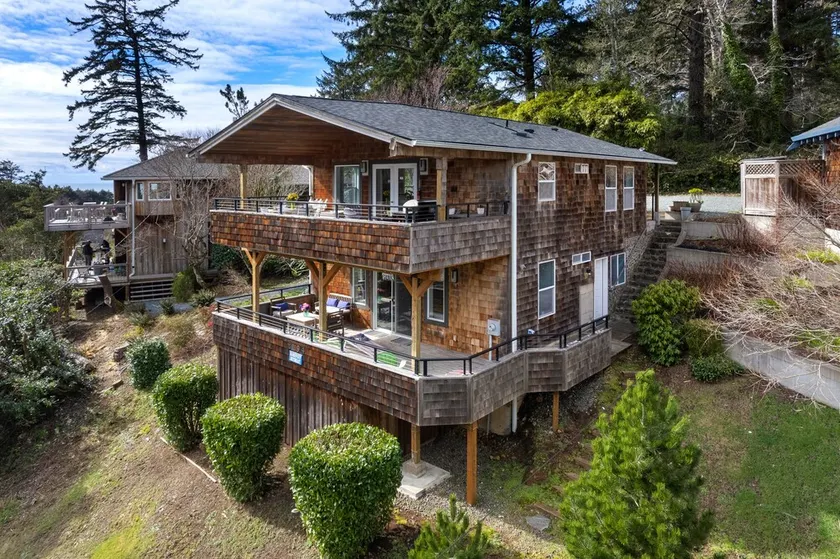 Elk Haven (Barefeet Retreat) - Image 1