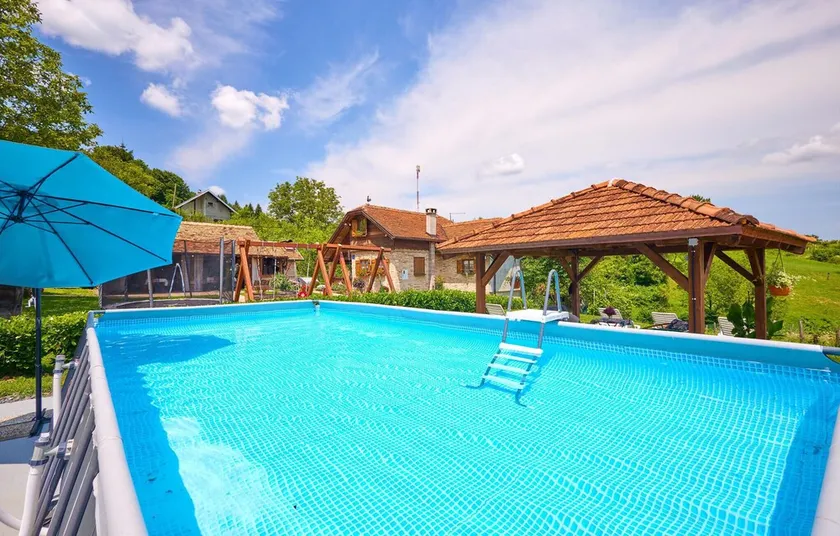 2 Bedroom Pet Friendly Home In Hrastovica - Image 1