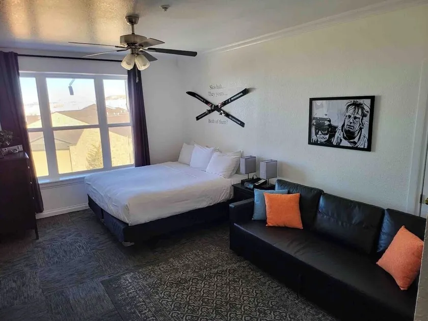 King Bed Condo at Cedar Breaks Lodge - Image 1