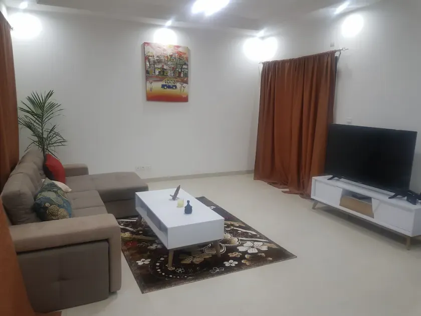 Large luxury F3 in Ouakam Corniche next to the beach - Image 1
